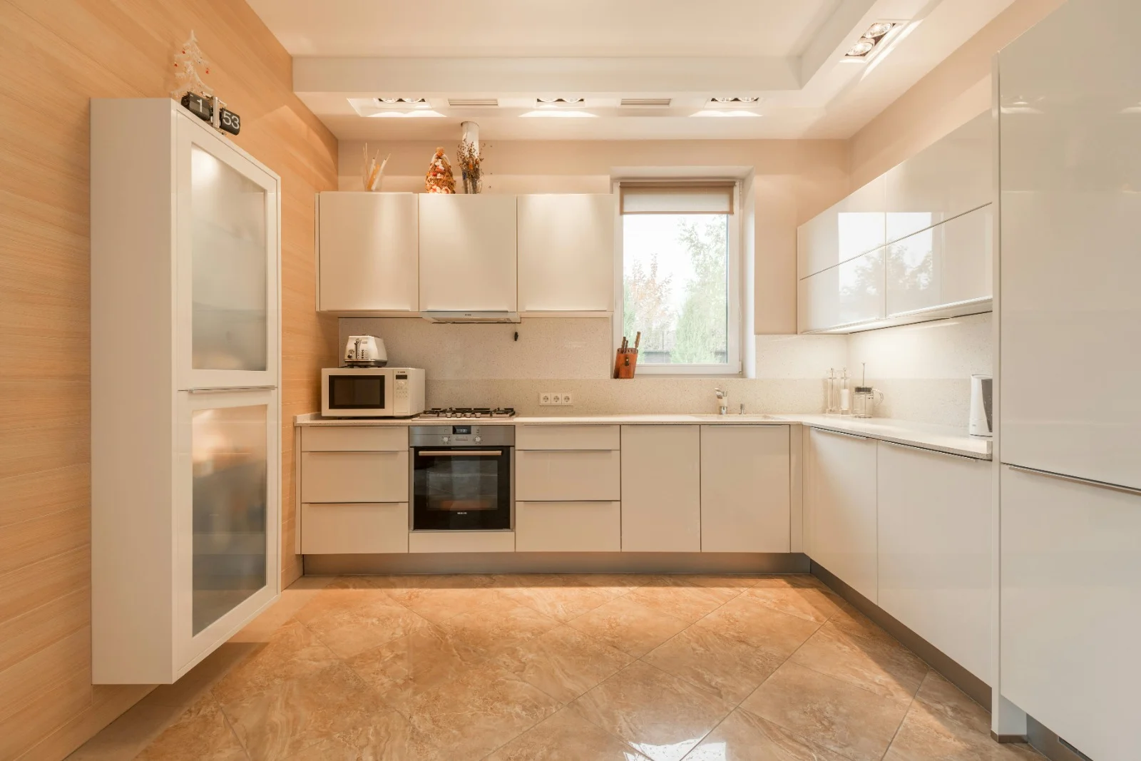 Modern modular kitchen